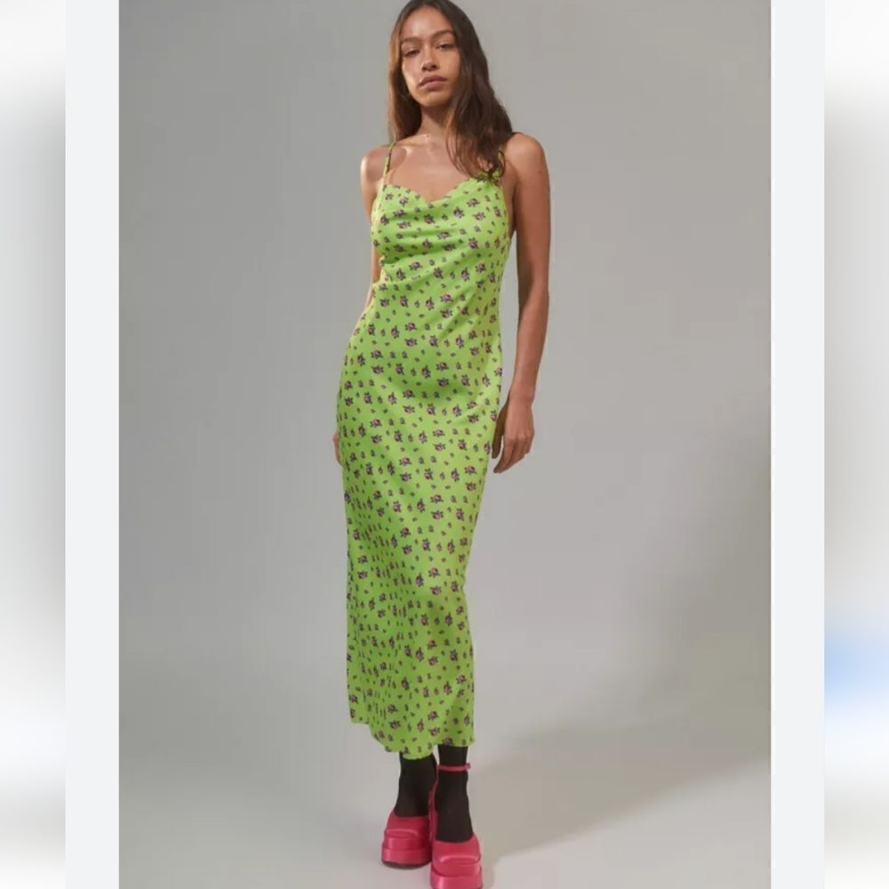 UO Mallory Cowl Satin Maxi Dress In Green Size Medium